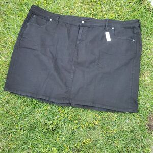 Amazon Essentials Black Skirt Size 34 Plus